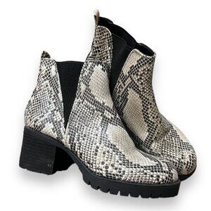 Mia Jody Chelsea Block Heel Ankle Bootie Snake Cream Women’s Size 7.5